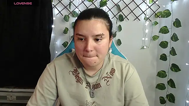 Nika_1_ live