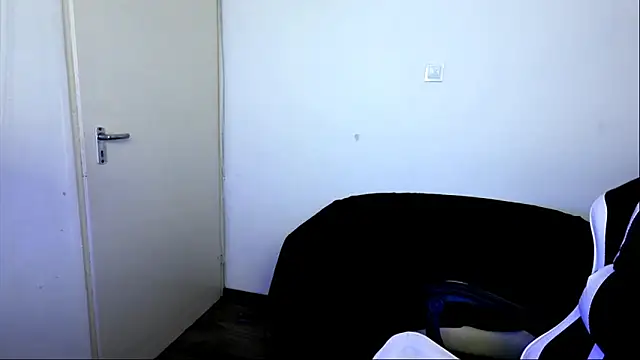 ShyHotNerd live