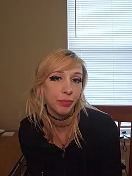 AmethystFoxx live