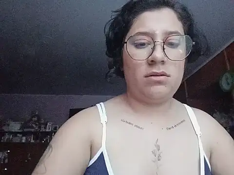 Lia_mar_moon live