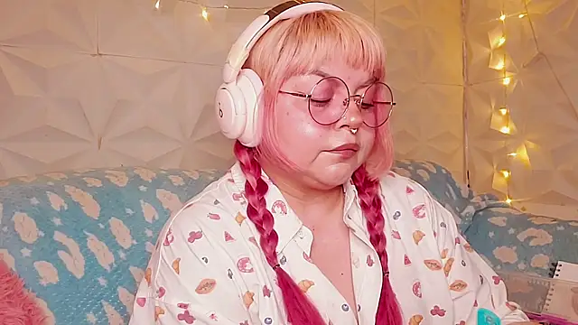 Satyn_doll live