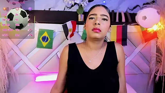 Zoe-Johnson_ live