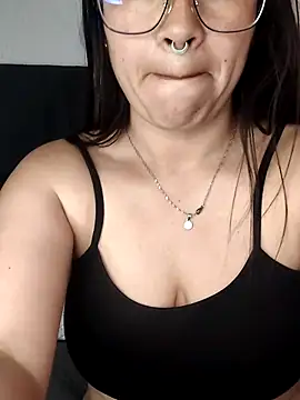 samm_curvy live