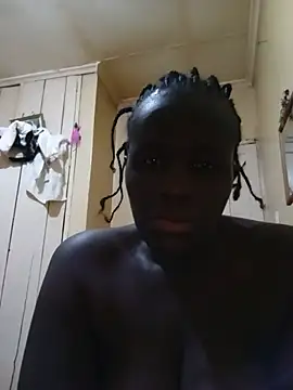 Chubbyblackgal live
