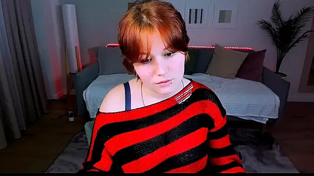 MiaLacrice live