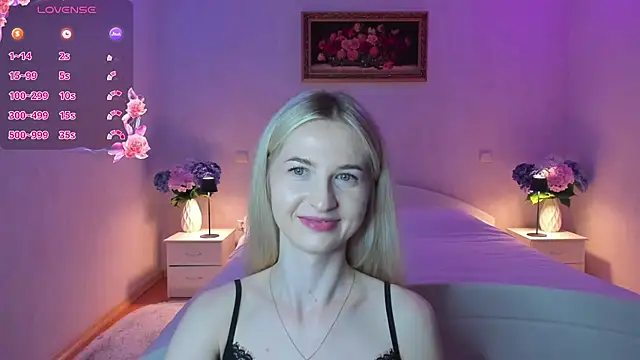 Julie_Blaze live