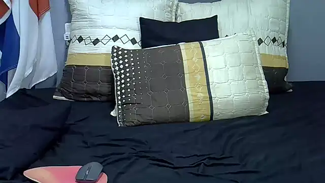 DivineEbonyGrace live
