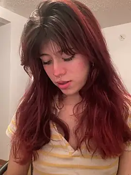 SuzzyyM live