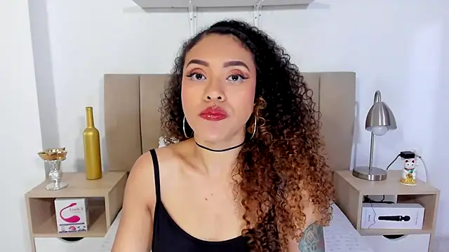 Zoe_Gruber live