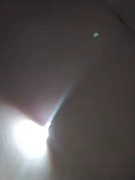 Shaniklux live