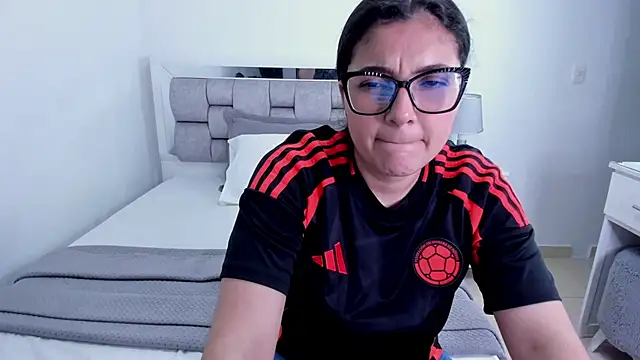 Camilaa_bueno live