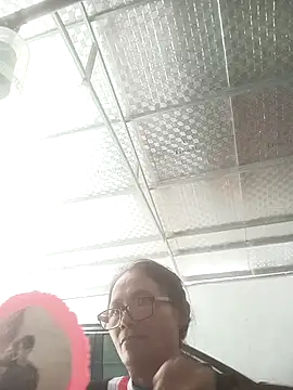 Vieekee live