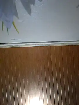 Hotpetittey live