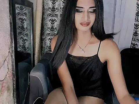 Queeny_Cassandra live