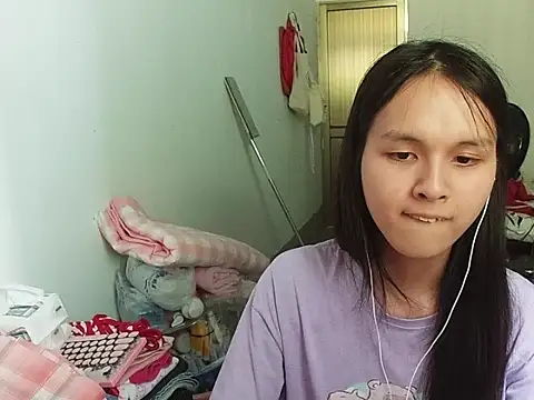 RebelAura live