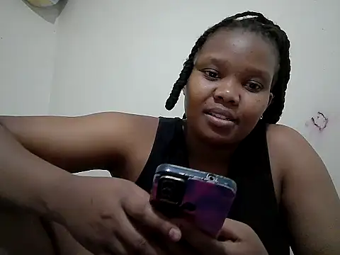 QueenAtynat live