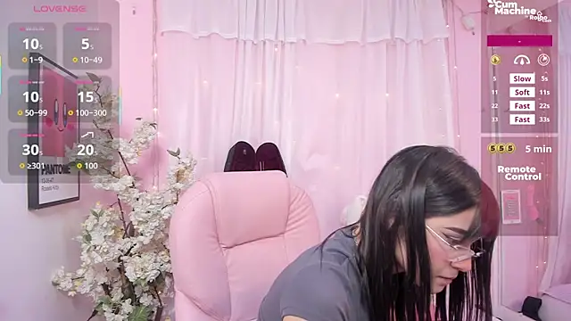 ShanelleDupont_ live