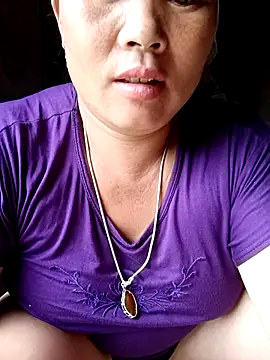 NyloveSquirt live