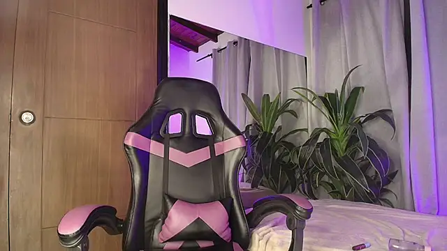 Kim_lowel live
