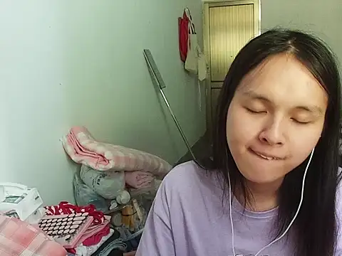 RebelAura live