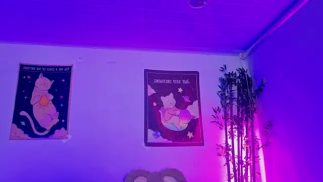 Nyx_nayla live