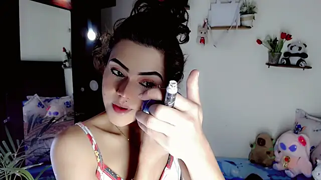NathalialLooes live