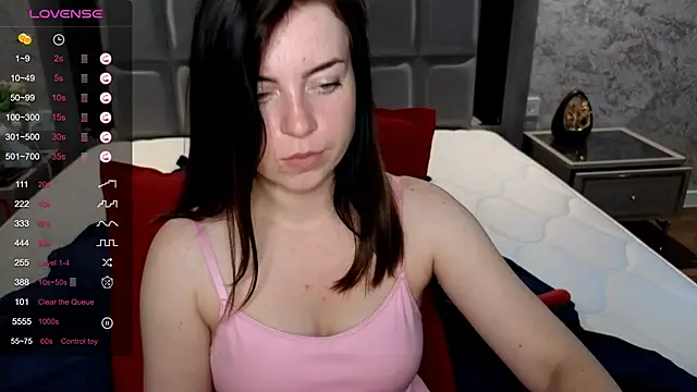 Victoriaa_Mills profile