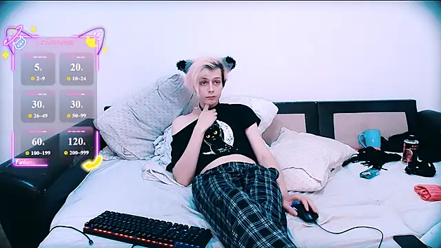 Littlepinkcat live