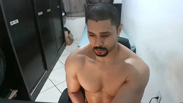 Brian_Aries live