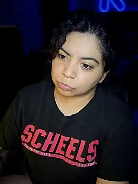 kimmiakiss22 live