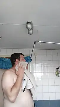 Gigolobigcock24cm live