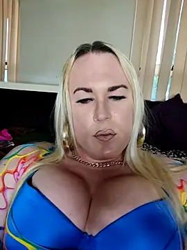 Connie_Pepper live