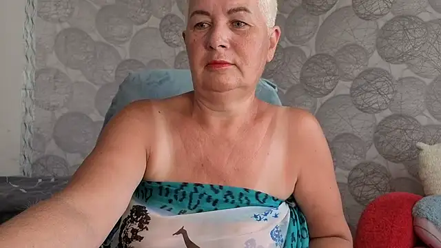NicoleOlla live