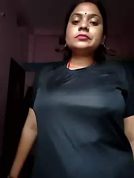 Aanushaka live