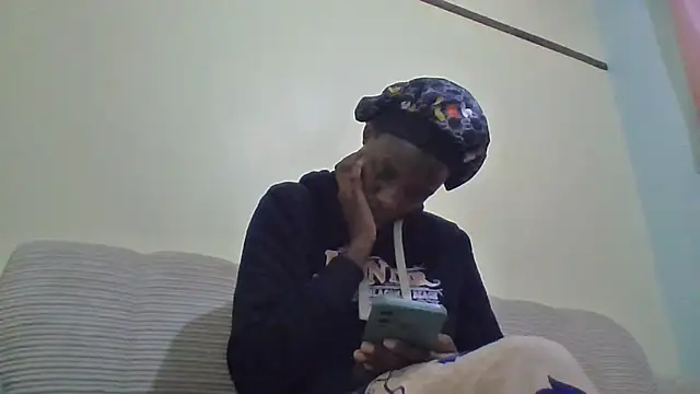 Savannah_Leex live