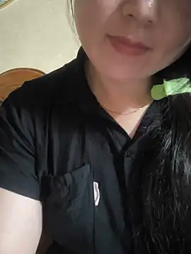 MayEva_ly live