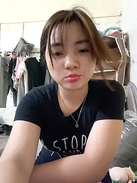 Pinks_cool live