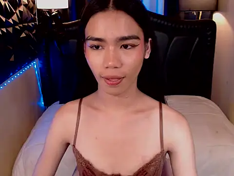 Christine_pretty live