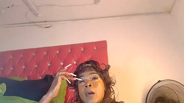 Lucile_Carrie live