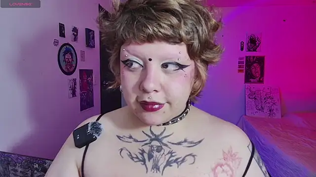 Sabrina_scarlett live