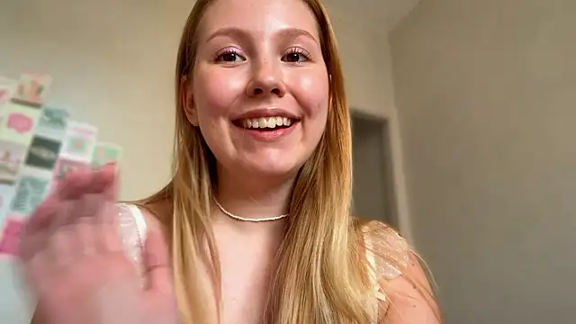 HoneyAudrey live