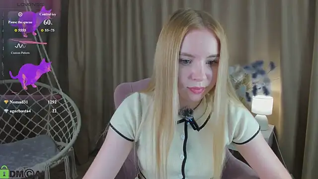 Linda__Bloom live