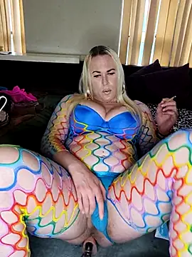 Connie_Pepper live
