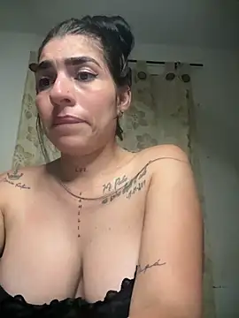 mia_carter18 live
