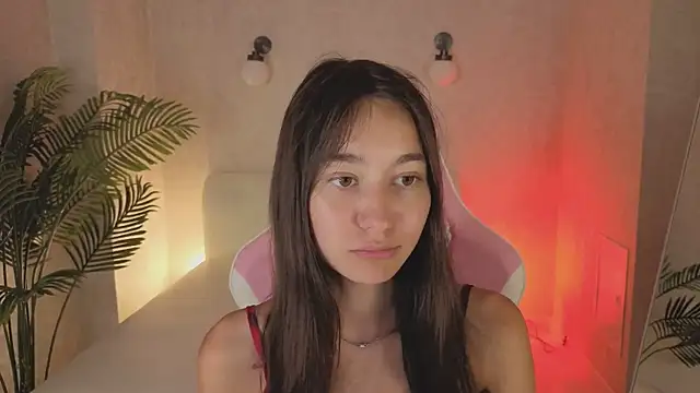 Nicole_Brownie live