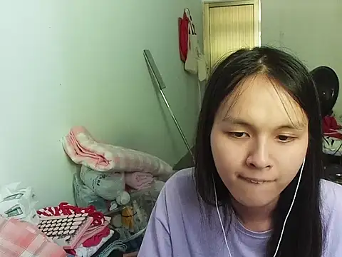 RebelAura live