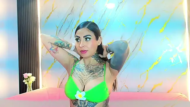 EmiliMontero live