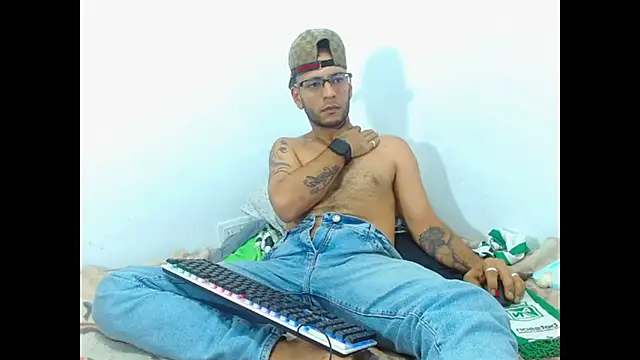 Alphamaster_92 live