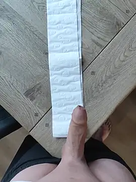 Essie_deLona live