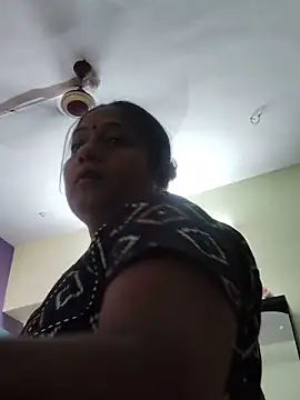 yamini1431 live